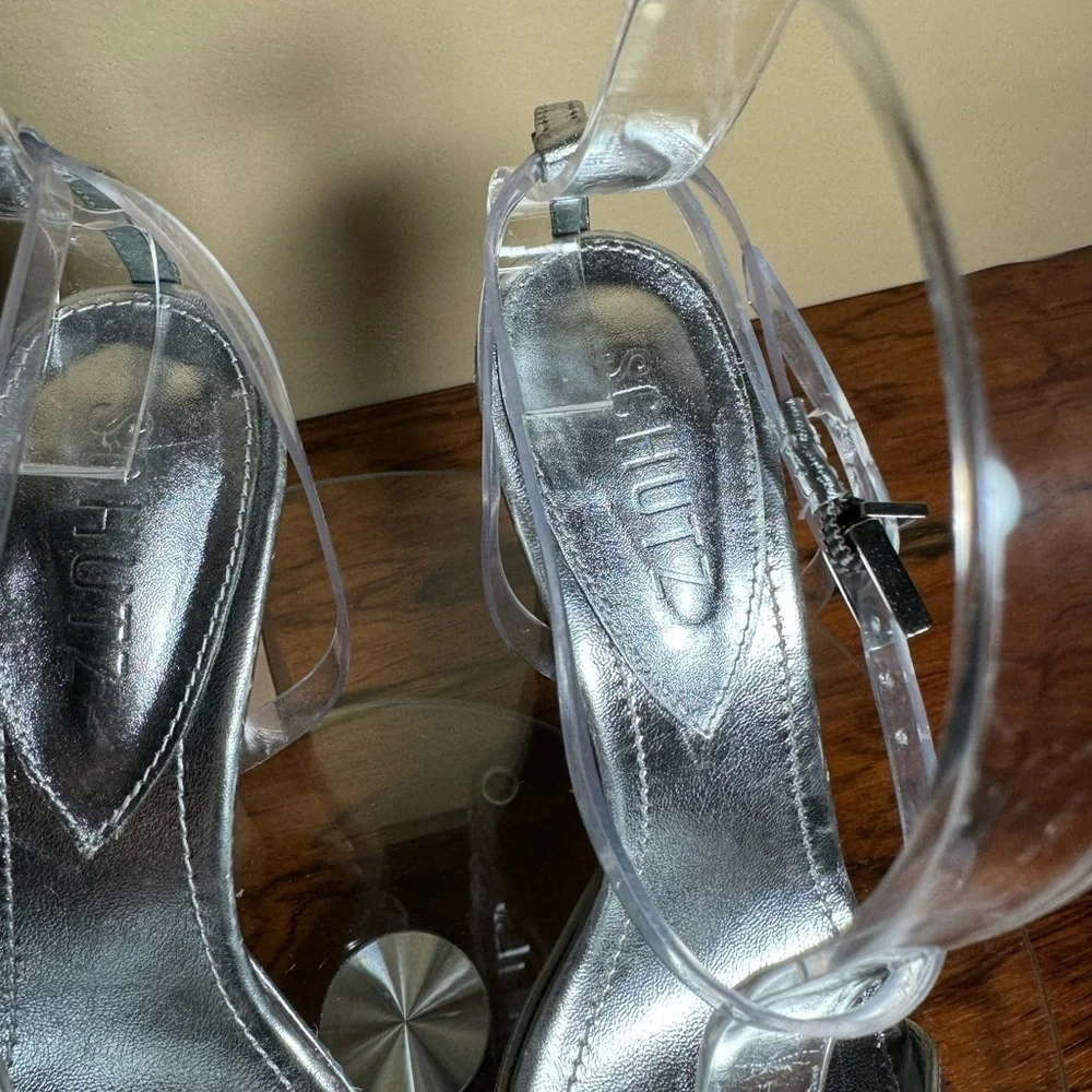 Schutz Elyda Platform Sandal - Prata / transparent - size 6.5